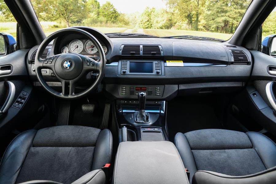 Торпедо BMW X5 4.8is 2004 года  (NA) (фото 69 из 73)